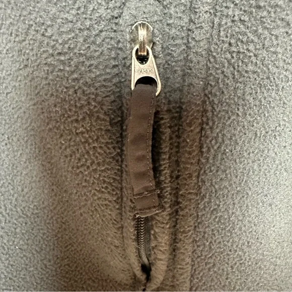 The North Face Fleece Full Zip XL Gray and Black. - Picture 9 of 10